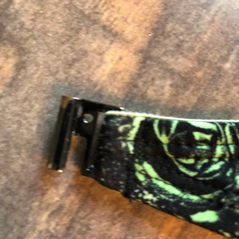 💜💜 Green and Black Floral Bikini Top Lightly Padded Size M